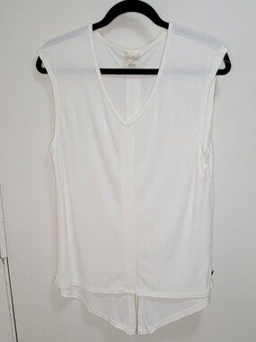 Jessica Simpson sleeveless tank